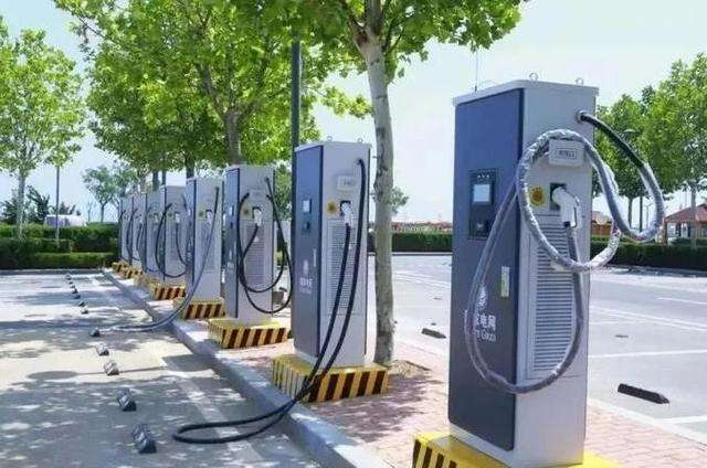 車牌識別系統如何識別新能源車牌？